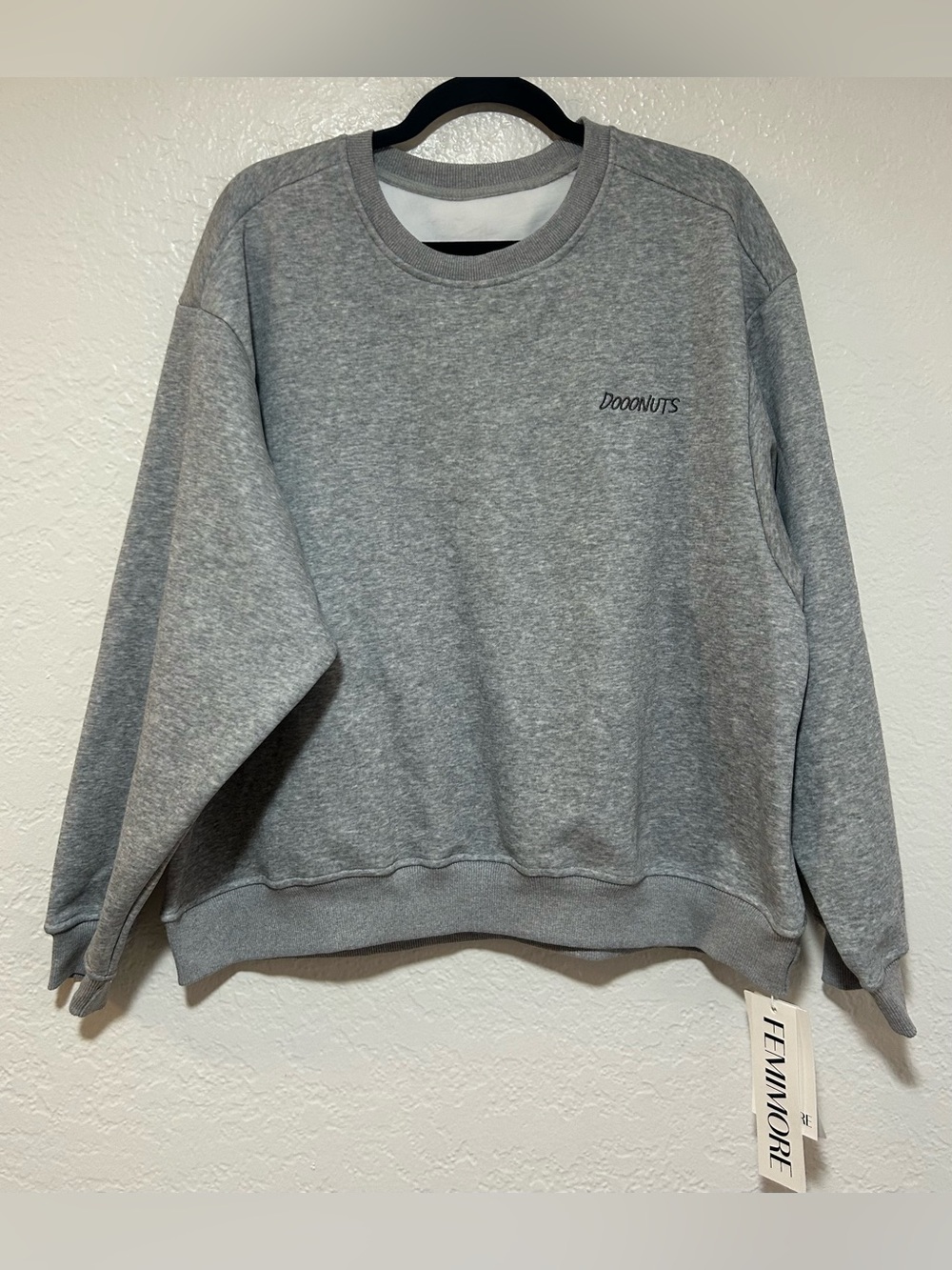 NWT Women's Donuts 🍩 Heather Gray Crewneck Sweatshirt